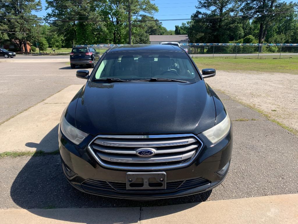 2015 Ford Taurus SEL FWD's photo