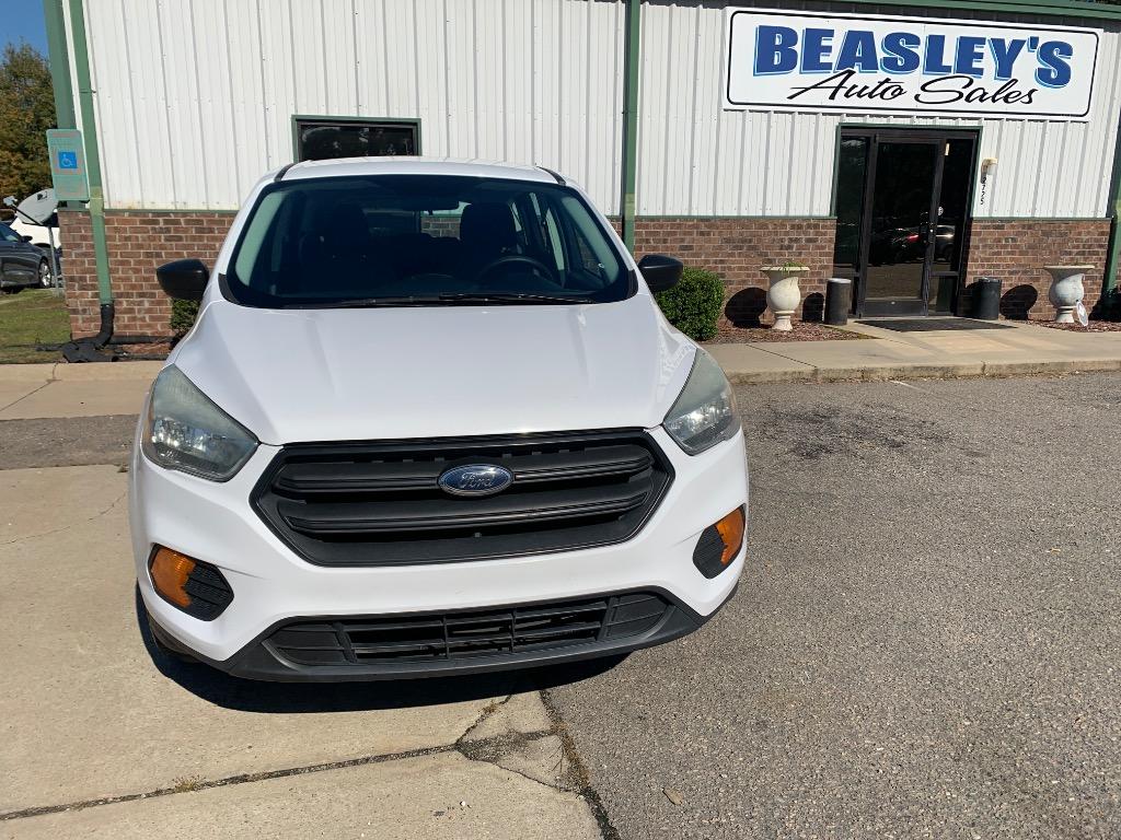2017 Ford Escape S's photo