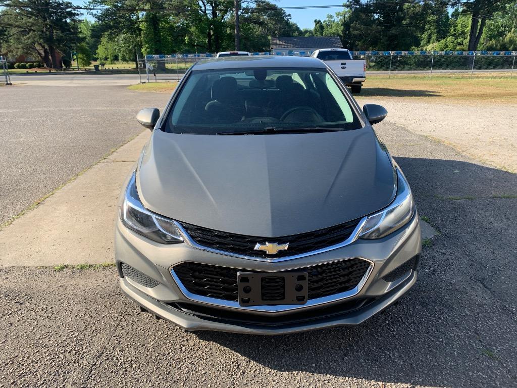 2018 Chevrolet Cruze 1LT Auto's photo